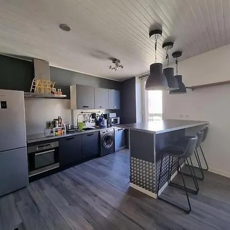 Le Claussat #hypercentre #parking 公寓