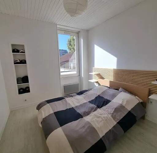 Le Claussat #hypercentre #parking 公寓